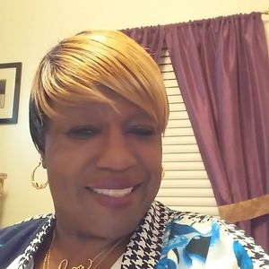 Meet your Posher, Bernadette